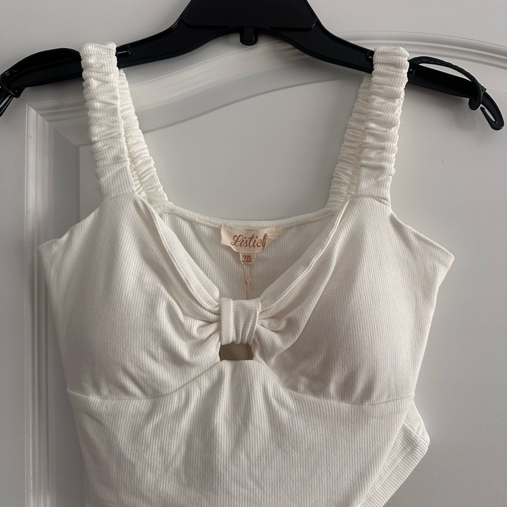 Listicle White Ruched Tie Front Crop Top